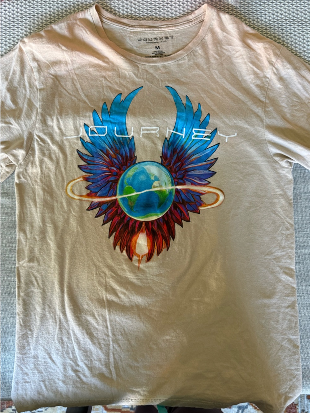 Journey Band Tee M 2024 Graphic Earth Wings Tour Style Shirt🎸
